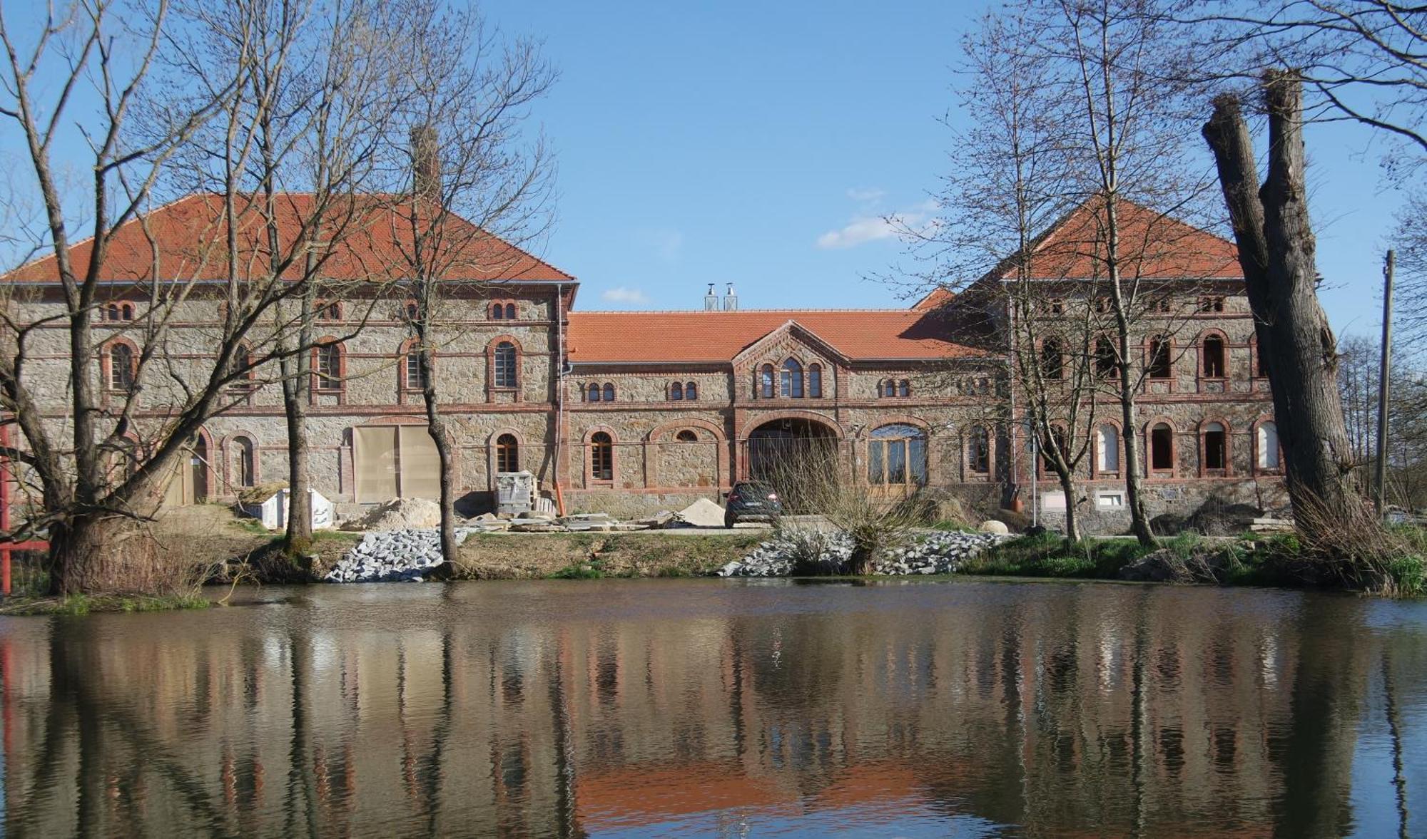 Architektenwohnung Mit Sauna Und Whirlwanne, Badeteich - Naehe Saechsische Schweiz, Dresden Apartment Großharthau